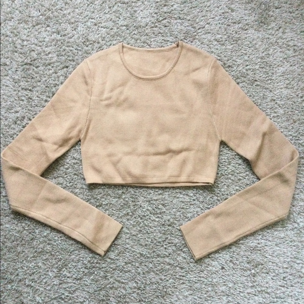 🔥🔥HOST PIC🔥🔥Sweater Cropped Top - Picture 10 of 10